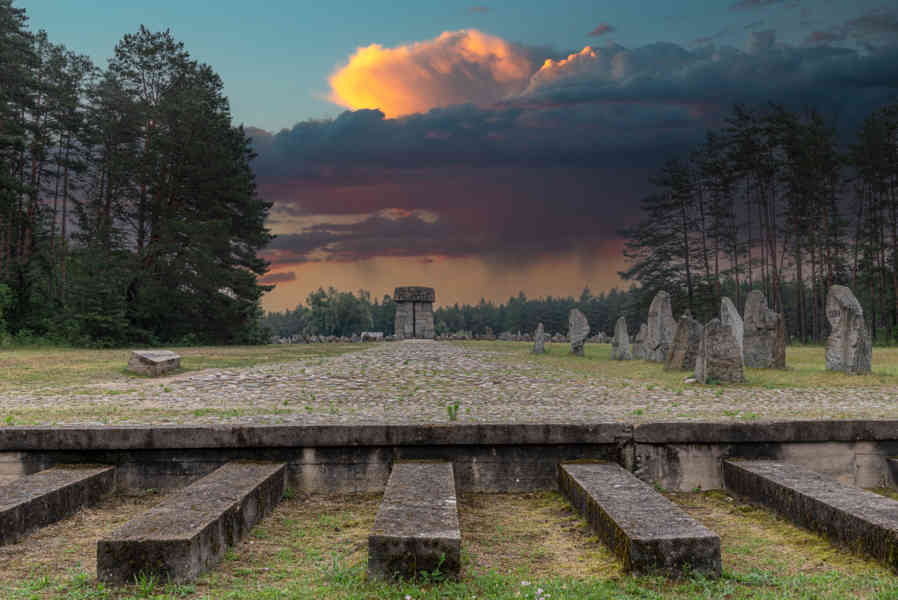 Polonia - Treblinka 13 - Treblinka I - campo de trabajo forzoso  - Memorial.jpg